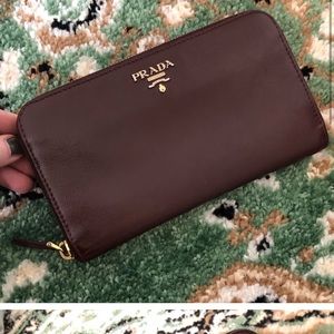 Prada AUTHENTIC Burgundy Maroon Saffiano Leather Large Long Wallet